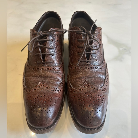Gently worn Size 10 Tom Ford brown men’s dress shoes. - Picture 2 of 8